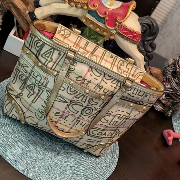 O1 COACH Heritage Tattersall Graffiti Tote Bag (NWOT) - Picture 3 of 10